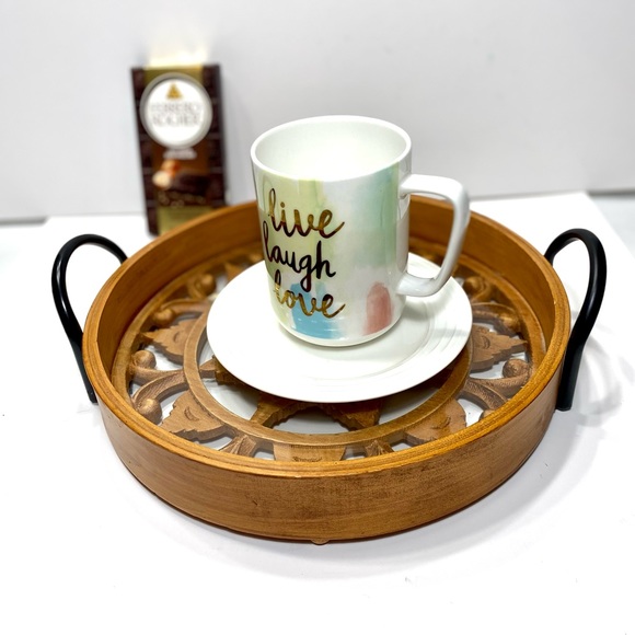 Wooden Decorative TRAY with metal handles Floral theme - Picture 4 of 8